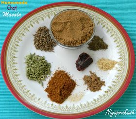 Niya's World: Homemade Chat Masala Asafoetida Powder, Punjabi Dishes, Amchur Powder, Garam Masala Curry, Desi Snacks, Chat Masala, Chats Recipe, Mango Powder, Dry Soup Mix