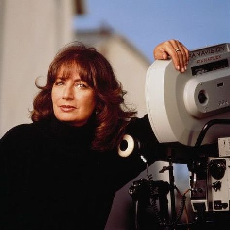 Penny Marshall, Female Filmmaker, Laverne & Shirley, A League Of Their Own, League Of Their Own, Female Directors, Movie Directors, Carrie Fisher, Growing Family