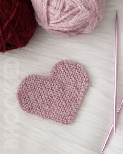 Knitted Heart Pattern, Knitted Dishcloth Patterns Free, Dishcloth Patterns Free, Knitting Hacks, Handmade Crafts Gifts, Mary Maxim, Dishcloth Knitting Patterns, Animal Knitting Patterns, Scarf Jacket