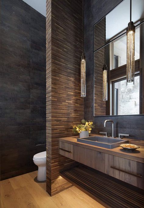 This house in the Sierra Nevada mountains evokes warm modernism Luxury Powder Bathroom, Bathroom With Wood Accents, Tiny House Bathroom Ideas, Luxury Powder, Mountain Modern Home, Powder Bathroom, Rock House, Modern Mountain Home, Nevada Mountains