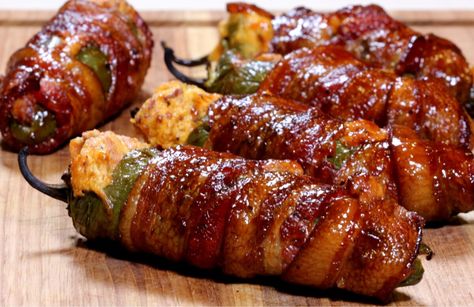 Bacon Wrapped Peppers, Texas Twinkies, Twinkies Recipe, Armadillo Eggs, Smoked Food, Jalapeno Recipes, Recipe Beef, Traeger Recipes, Cheese Stuffed Peppers