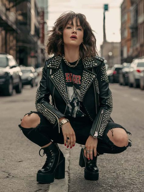 Retro Rockstar Outfit, Rock And Roll Capsule Wardrobe, Rock N Roll Inspired Outfit, 80s Glam Outfit, 80s Leather Outfit, 80s Rocker Fashion, 1980s Rock Fashion, 80s Concert Outfit Ideas, 80s Rock Costume Women