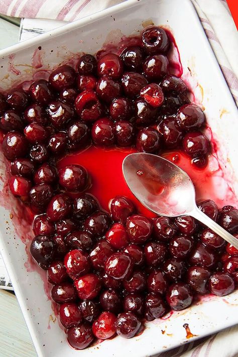 Cherries Recipes, Roasted Cherries, Cherry Sauce Recipe, Cherry Sauce, Roasted Cherry, Cherry Recipes, Fruit Desserts, Fruit Recipes, Pot Roast