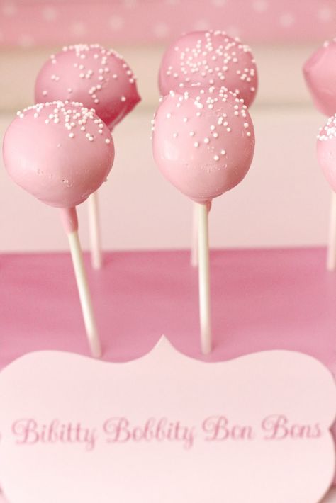 Starbucks Birthday Cake Pops, Cake Pops Starbucks, Starbucks Birthday Cake, Frozen Cake Pops, Starbucks Cake Pops, Dirt Cake Recipes, Cake Pop Recipe Easy, Starbucks Cake, Starbucks Birthday