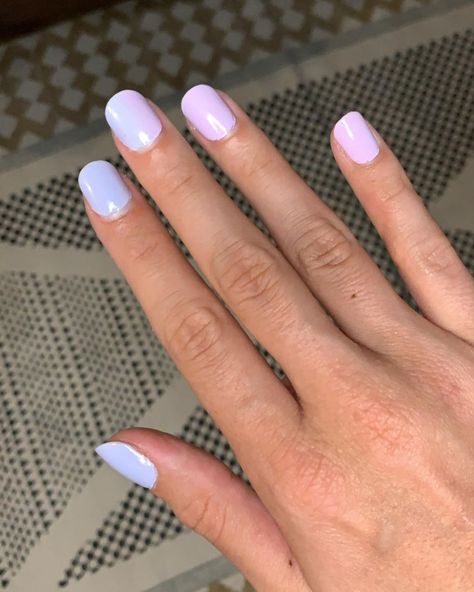 @amandabatula on Instagram: “Gave myself a manicure using @essie ‘go ginza’ on the right and @sally_hansen ‘o-zone you didn’t’ on the left. Then I created a gradient…” Essie Go Ginza, June 19, Sally Hansen, The Two, Essie, Beauty Makeup, Right Now, Give It To Me, Manicure