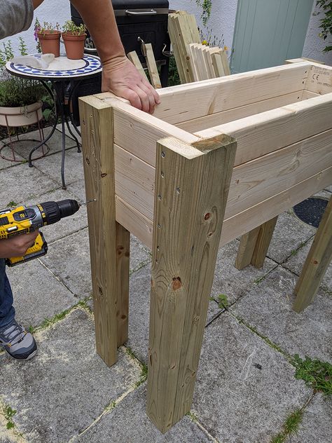 Wooden Plant Boxes Outdoor, Standing Flower Bed, Diy Standing Garden Bed, 2x4 Planter Box Diy, Elevated Planter Boxes Diy, Waist High Raised Garden Beds Diy, Raised Planter Boxes Diy, Planter Stands Outdoor, Diy Raised Planter Boxes