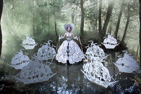 армада Kirsty Mitchell Wonderland, Kirsty Mitchell, Paper Objects, Paper Boats, Fantasy Queen, Paper Dresses, Fairy Queen, Surrealism Photography, Elizabeth I