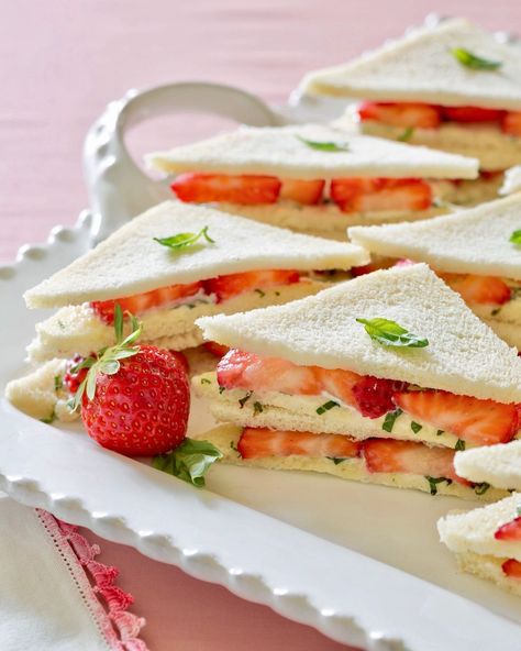 Southern Lady Magazine on Instagram: “Enjoy these Strawberry Tea Sandwiches at your next afternoon tea. Find the recipe on our website at https://bit.ly/3rfBKLK, or click the…” Strawberry Cream Cheese Tea Sandwiches, Strawberry Cream Cheese Sandwiches, Strawberry Tea Sandwiches, Cream Cheese Tea Sandwiches, Tea Party Birthday Ideas, Tea Party Sandwiches Recipes, Elegant Tea Party, Tea Sandwich, Tea Party Sandwiches