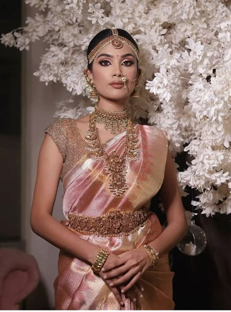 Engagement Dress For Bride Indian Saree, Engagement Dress For Bride Indian, South Indian Blouse, Saree South Indian, Engagement Dress For Bride, South Indian Wedding Saree, South Indian Bride Saree, Best Indian Wedding Dresses, South Indian Blouse Designs