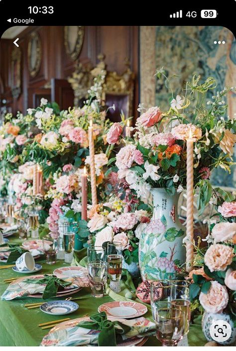 Fusion Design, Spring Tablescapes, Asian Fusion, Diy Spring, Best Wedding Planner, Spring Table, Decoration Inspiration, Wedding Event Planning, Floral Centerpieces