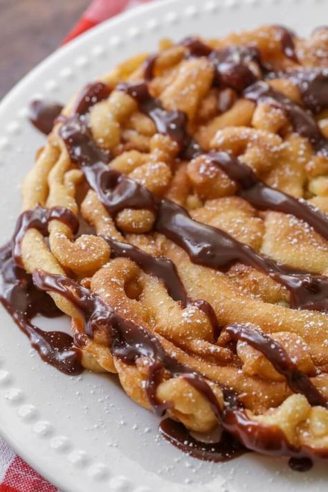 Funnel Cakes recipe Funnel Cake Batter, Fair Recipes, Funnel Cake Bites, Funnel Cake Fries, Cake Batter Recipes, Homemade Funnel Cake, Funnel Cake Recipe, Inside Cake, Lil Luna