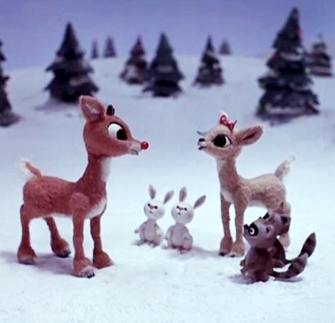 Rudolph Matching Pfp, Rudolph The Red Nosed Reindeer Crafts, Rudolph The Red Nosed Reindeer Aesthetic, Rudolph Aesthetic, Rudolph Claymation, Clarice Rudolph, Rudolph Clarice, Clarice Reindeer, Widget Christmas