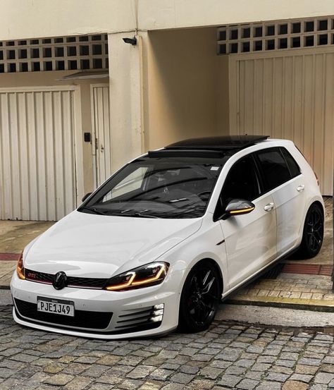 Golf Gti Sport, Vw Golf Wallpaper, Vw Polo Modified, Gti Car, Vw Polo Gti, Volkswagen Golf Mk1, Real Madrid Cristiano Ronaldo, Gti Mk7, Mk6 Gti