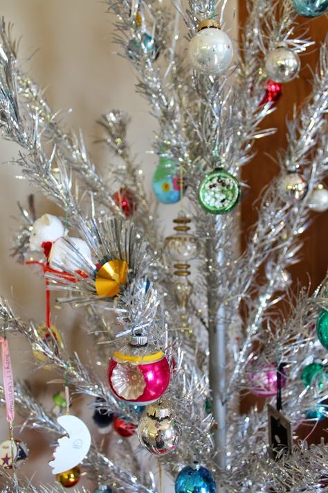 1950s vintage silver tinsel tree Silver Tinsel Christmas Tree, Silver Tinsel Tree, Tinsel Christmas Tree, Aluminum Christmas Tree, Silver Tinsel, Tinsel Tree, Silver Tree, Vintage Christmas Ornaments, Holiday Inspiration