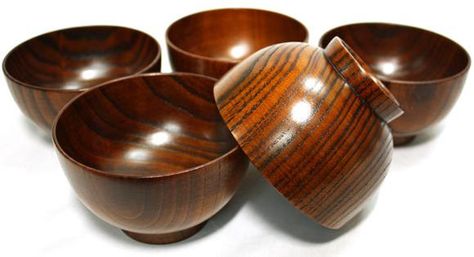 Wooden bowl  lot of 5 set Japanese traditional by callumshop, ¥4,800 Wooden Soup Bowls, 12 Inch Wooden Hand Turned Bowl, Kasih Co-op Teak Wood Bowl, Wood Turner, Lathe Projects, Scrub Brush, Japanese Antiques, Style Japonais, Wood Turning Projects