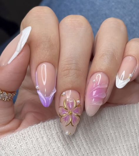 Old Lady Nails Designs, Manicure Ideas Summer 2024, Jelly Flower Nails, Rapunzel Nails Acrylic, Sculpted Flower Nails, Almond Nails Designs Summer 2024, Cancun Nails, Ideas Uñas, Simple Gel Nails