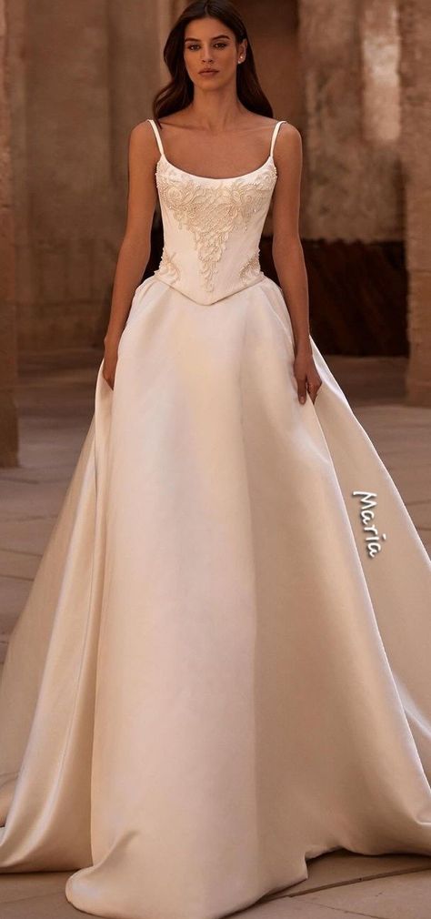 Classy Unique Wedding Dresses, Classic Princess Wedding Dress, Silk Vintage Wedding Dress, Basque Waist Ball Gown Wedding Dress, White Debutante Ball Gown, Classic Romantic Wedding Dress, Corset Satin Wedding Dress, Wedding Dress For Hourglass Shape, Timeless Elegant Wedding Dress