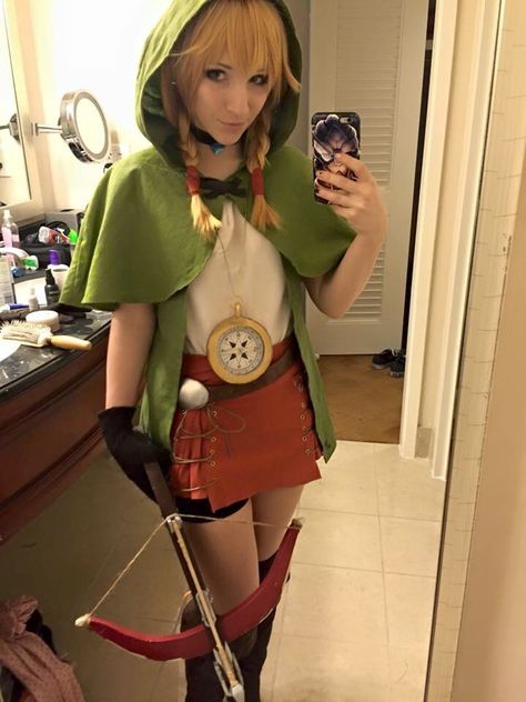 Linkle selfie! Zerggiee Cosplay WIP #HyruleWarriorsLegends Korok Zelda Cosplay, Linkle Cosplay, Korok Cosplay, Korok Zelda, Zelda Costume, Gamer Cosplay, Comicon Cosplay, Legend Of Zelda Characters, Diy Cosplay