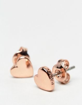 Womens Earrings Studs, Women Earrings, Heart Stud Earrings, Kids Earrings, Cool Ideas, Tiny Heart, Heart Studs, Heart Earrings Studs, Circle Earrings