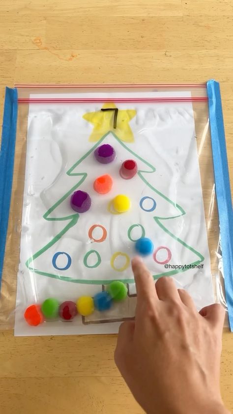 You have to try this hands-on counting activity with your little ones! This activity checks so many important learning objectives: counting… | Instagram Preschool Christmas Theme, Christmas Theme Activities, Preschool Christmas Activities, Counting Activity, Theme Activities, Preschool Christmas Crafts, Toddler Arts And Crafts, Preschool Art Activities, Colour Matching