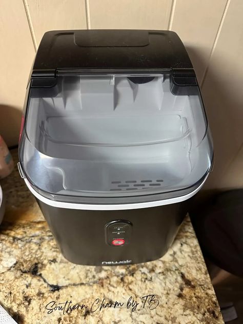 I am someone that uses a lot of ice throughout the day because I drink a lot of flavored water and my favorite ice is Sonic ice. Well I am now using an awesome countertop nugget ice maker and love it. Sonic Ice, Nugget Ice, Nugget Ice Maker, Flavored Water, Ice Maker, Southern Charm, Sonic, Countertops, My Favorite