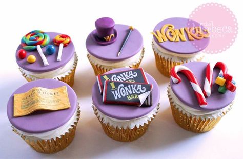 Willy Wonka cupcake toppers Chocolate Cake Birthday, Kids Cupcakes, Willie Wonka, Chocolate Factory Party, Wonka Chocolate Factory, Wonka Party, Willy Wonka Party, Wonka Chocolate, Coconut Drink