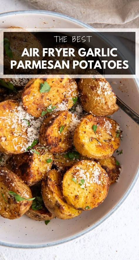 Crispy Potatoes In Oven, Rosemary Garlic Potatoes, Gold Potato Recipes, Air Fryer Roast, Air Fryer Potatoes, Baby Potato Recipes, Air Fry Potatoes, Garlic Parmesan Potatoes, Parmesan Roasted Potatoes