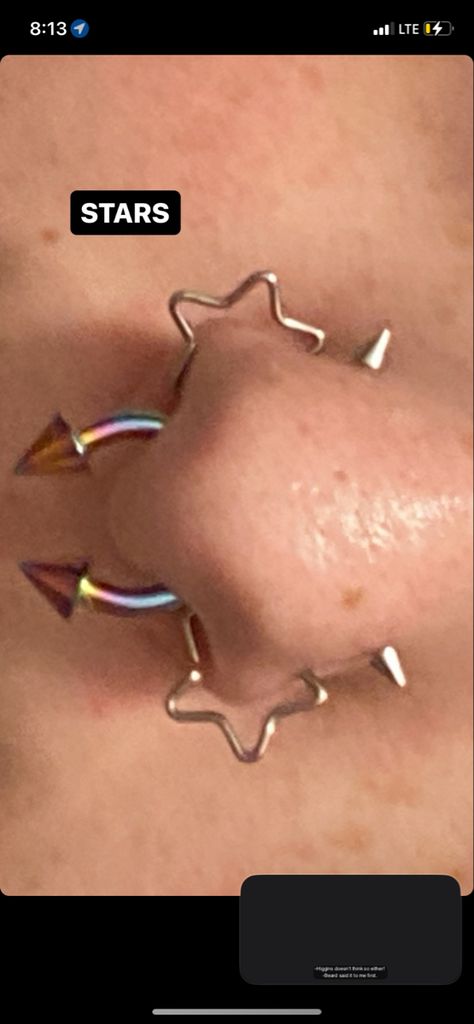 Star Piercings Nose, Piercing Inspo Nose, Nose Jewelry Ideas, Nose Piercing Jewelry Ideas, Cute Piercings Nose, Cute Nose Piercings Ideas, Cool Nose Piercings, Piercing Ideas Nose, Face Piercing Ideas