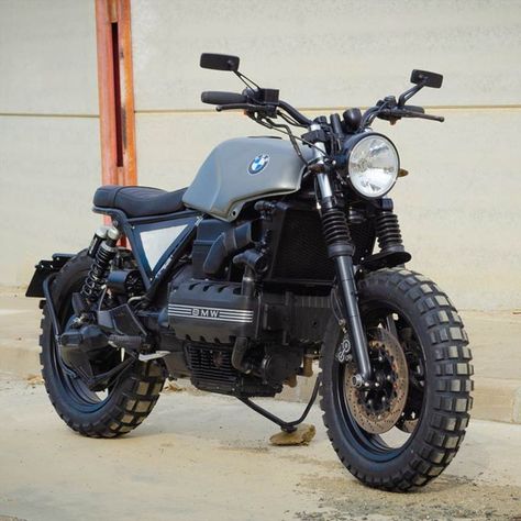 This is a BMW K100 customized by Lord Drake Kustoms in a Scrambler Style Bmw K100 Scrambler, Triumph Cafe Racer, School Street, Bmw K100, Bmw Scrambler, Custom Bmw, Gas Monkey Garage, Adventure Campers, Motorcycle Photography