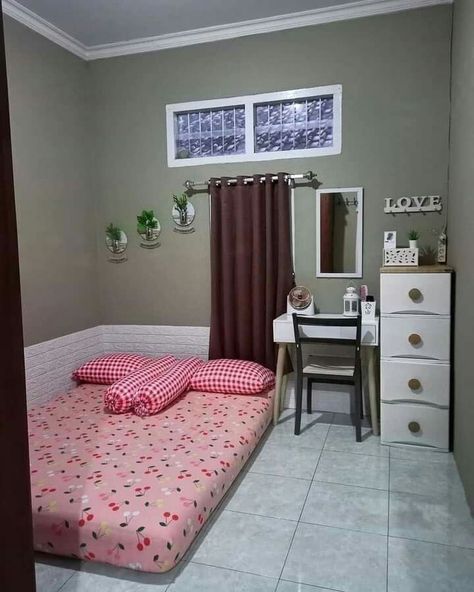 Single Small Room Ideas, Deco Bilik, Comfortable Bedroom Decor, Small Room Makeover, Small Bedroom Inspiration, Bedroom Ideas For Small Rooms Diy, Fancy Bedroom, Easy Room Decor, Small Apartment Decorating