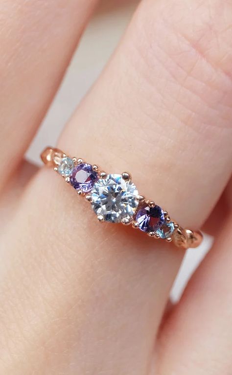 Engagement Ring Alexandrite, Five Stone Engagement Ring, Engagement Ring Alternative, Ring Cluster, Alexandrite Ring, Cluster Engagement Ring, Stone Engagement Ring, Round Moissanite, Stone Engagement Rings