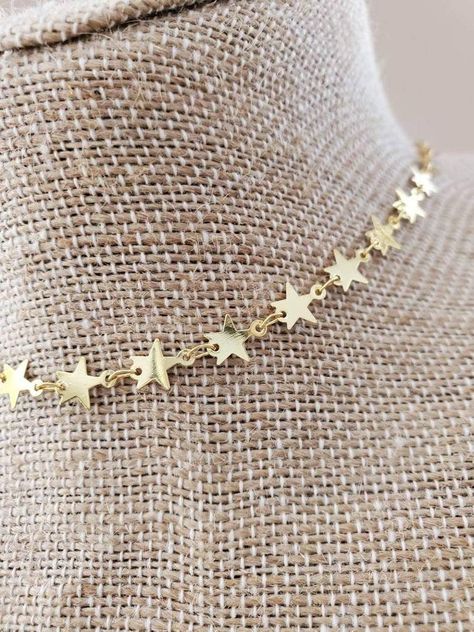 Gold Star Chain Necklace OBX Sarah Cameron Choker Obx Sarah Cameron, Obx Sarah, Handmade Choker Necklace, Lightning Bolt Necklace, Star Choker, Sarah Cameron, Bottle Cap Necklace, Handmade Chokers, Star Necklace Gold