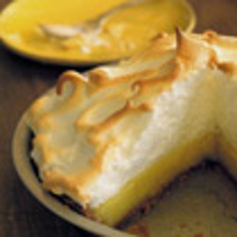 Lemon Meringue Pie with a Graham Cracker Crust Recipe - Chowhound Lemon Filling Recipe, Gluten Free Graham Cracker Crust, Pie With Graham Cracker Crust, Lemon Meringue Pie Easy, Best Lemon Meringue Pie, Graham Cracker Crust Recipe, Deep Dish Pie, Lemon Meringue Cheesecake, Lemon Pie Recipe