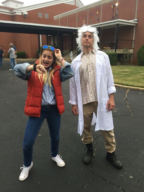 Halloween Costumes Back To The Future, Sci Fi Couple Costumes, Film Couples Costumes, Easy Recognizable Halloween Costumes, Couple From Up Costume, Back To The Future Couples Costume, Out Of Pocket Halloween Costumes, Late Costume Ideas, Back To The Future Costume Women