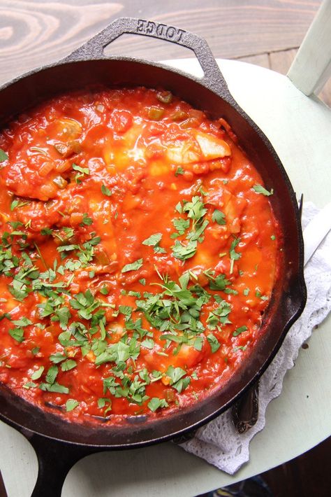 fish tomato Easy Skillet White Fish Fillet in Tomato Sauce White Fish Fillet Recipe, Basa Recipes, Basa Fillet Recipes, Fish In Tomato Sauce, Fish Tomato, Basa Fish Recipes, Sauteed Fish, Fish Fillet Recipe, Fish Pasta