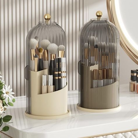 Penyimpanan Makeup, Make Up Storage, Makeup Brush Organization, Makeup Brush Storage, Luxury Cosmetics, Makeup Brush Holders, Cosmetic Organizer, It Cosmetics Brushes, Cosmetic Storage