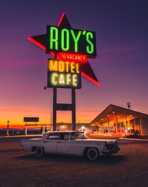 Tim Anderson, Googie Architecture, Route 66 Road Trip, Bg Design, Retro Artwork, Vintage Neon Signs, Retro Sign, Ukiyo E, Rv Parks