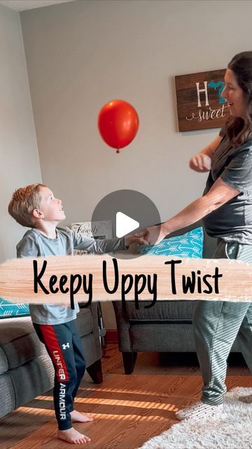 Brittany | Kids/Toddler/Baby Activities on Instagram: "We love to play “keep it up” (or “keepy uppy” for Bluey fans) with a balloon. When I saw this twist on the game (from @hakanyuzgecdrama ), we had to give it a try!  For this activity, try to keep the balloon from touching the ground while holding the hand of your partner. This is a great way to work on hand-eye coordination and cooperation.  This game went really well when I was partnered with my kids. It got a bit wild when my kids were partnered with each other 🤣.   #kidsactivities #kidsactivity #keepyuppy #balloongame #toddleractivities #toddleractivity #familyfun #familygames #familygame #familygamenight #simpleactivities #gamesforkids" Ballon Toss Games, Touch Activities For Preschool, Games With Balloons For Kids, Games With Balloons, Fun Indoor Activities For Kids, Balloon Games For Kids, Preschool Gymnastics, Balloon Dance, Throwing Games