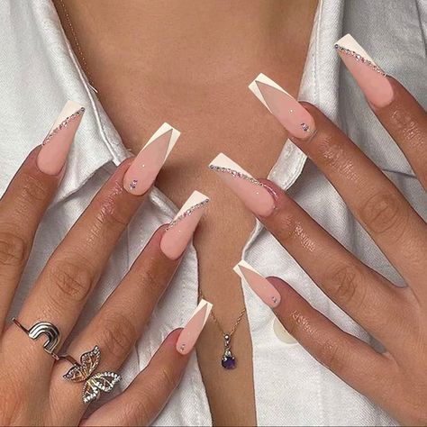 Nail design ideas Party Nails Coffin, Side French Tip Nails, French Tip Press On Nails, Press On Nails Long, May Nails, Amazing Nails, White French Tip, Short Square Nails, Striped Nails