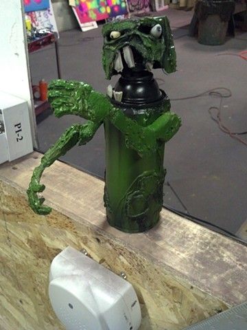 Zombie Spray Paint Can Bobble Head- Freelance Studios Horror Artists, Can Sculpture, Spray Paint Can, Spray Paint Cans, Paint Can, Spray Can, Clay Ceramics, Big City, Paint Cans