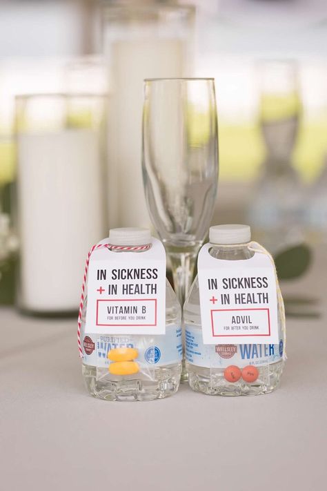 Liquid Iv Wedding Favor, Medical Wedding Ideas, Medical Wedding Theme, Wedding Gifts For Guests Bottle, Pill Bottle Party Favors, First Aid Kit Wedding Favor, Water Bottles For Wedding Guests, Hot Chocolate Wedding Favors, Thrifted Wedding