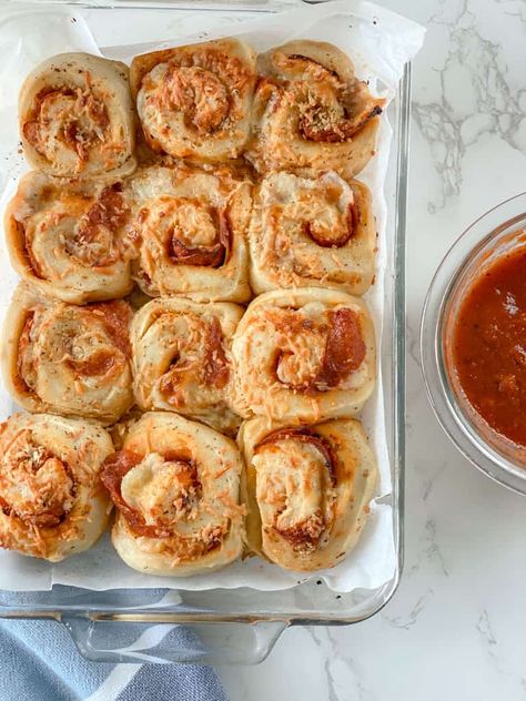 Cheesy Pepperoni Stuffed Sourdough Pizza Rolls Recipe Sourdough Pizza Pinwheels, Sourdough Pepperoni Rolls, Sourdough Pizza Rolls, Sourdough Pinwheels, Scuffins Recipe, Pepperoni Pinwheels, Pizza Egg Rolls, Pizza Rolls Recipe, Pizza Monkey Bread