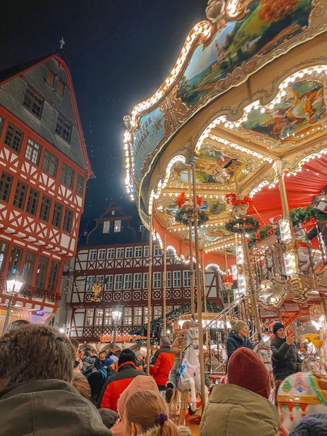 frankfurt christmas markets Germany During Christmas, German Winter Aesthetic, Germany At Christmas, Frankfurt Christmas Market, German Christmas Aesthetic, Frankfurt Germany Winter, Germany Aesthetic Winter, Living In Germany Aesthetic, Frankfurt Winter