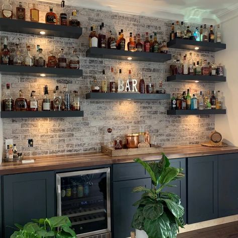 Belmont-Hillsboro Bourbon Bar - Contemporary - Home Bar - Nashville - by Sara Ray Interior Design | Houzz Small Home Bar Ideas, Wet Bar Ideas, Dry Bar Ideas, Building A Home Bar, Small Bars For Home, Bourbon Room, Home Wet Bar, Home Bar Areas, Home Bar Rooms