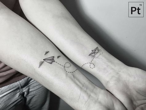 Illustrative and Geometric Black and Gray Tattoos by Pablo Torre Paper Airplane Tattoos, Paper Plane Tattoo, Pinterest Tattoos, Boat Tattoo, Origami Tattoo, Plane Tattoo, Airplane Tattoos, Tattoo Paper, Tattoos Geometric