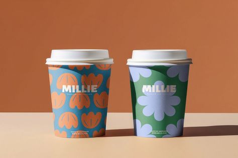 Coffee Cup Design Ideas Creative, Cafe Cup Design Ideas, Smoothie Cup Design, Paper Coffee Cup Design Ideas, Paper Cup Design Ideas, Coffee Paper Cup Design, Paper Cups Design, Cup Packaging Design, Coffee Cup Packaging