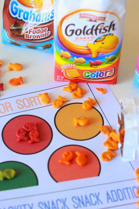 Goldfish Science Experiment, Goldfish Sorting Printable, Rainbow Fish Activities, March Preschool, Goldfish Snack, Montessori Curriculum, Just Another Day In Paradise, Fish Snacks, Fish Crackers