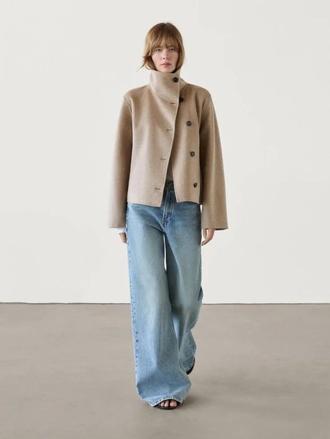 Phoebe Philo Made This *the* Outerwear Trend of Fall 2024 | Who What Wear UK Massimo Dutti Outfit, Massimo Dutti Coat, Black Shearling Coat, Outerwear Trends, Coat Trends, Fall 24, Maxi Coat, Suede Coat, Cardigan Sweater Dress