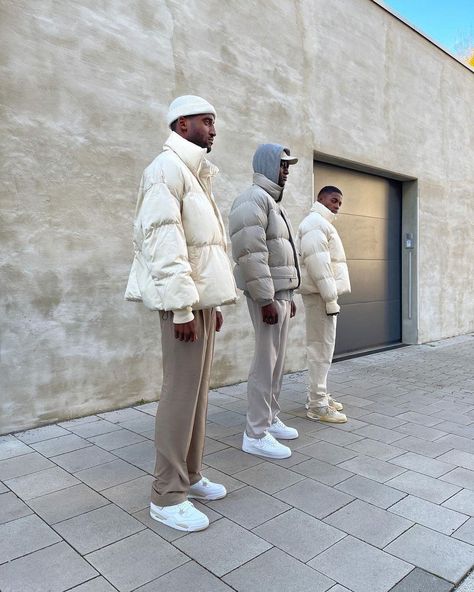 Black Men With Style on Instagram: “The Cream Team #blackmenwithstyle #pufferjacket #creative #fashionstyle #winterfashion #wrapupwarm #ootd” Puffer Jacket Outfit Men, Beige Puffer Jacket, Pure Instinct, Beige Puffer, Minimal Streetwear, Spiritual Fashion, New Balance Outfit, Japan Outfit, Winter Streetwear