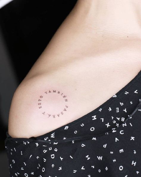 Circular Tattoo Designs, Elegance Tattoo, Circular Tattoo, Clavicle Tattoo, Round Tattoo, Ankle Tattoos, Circle Tattoo, Circle Tattoos, Floral Tattoos